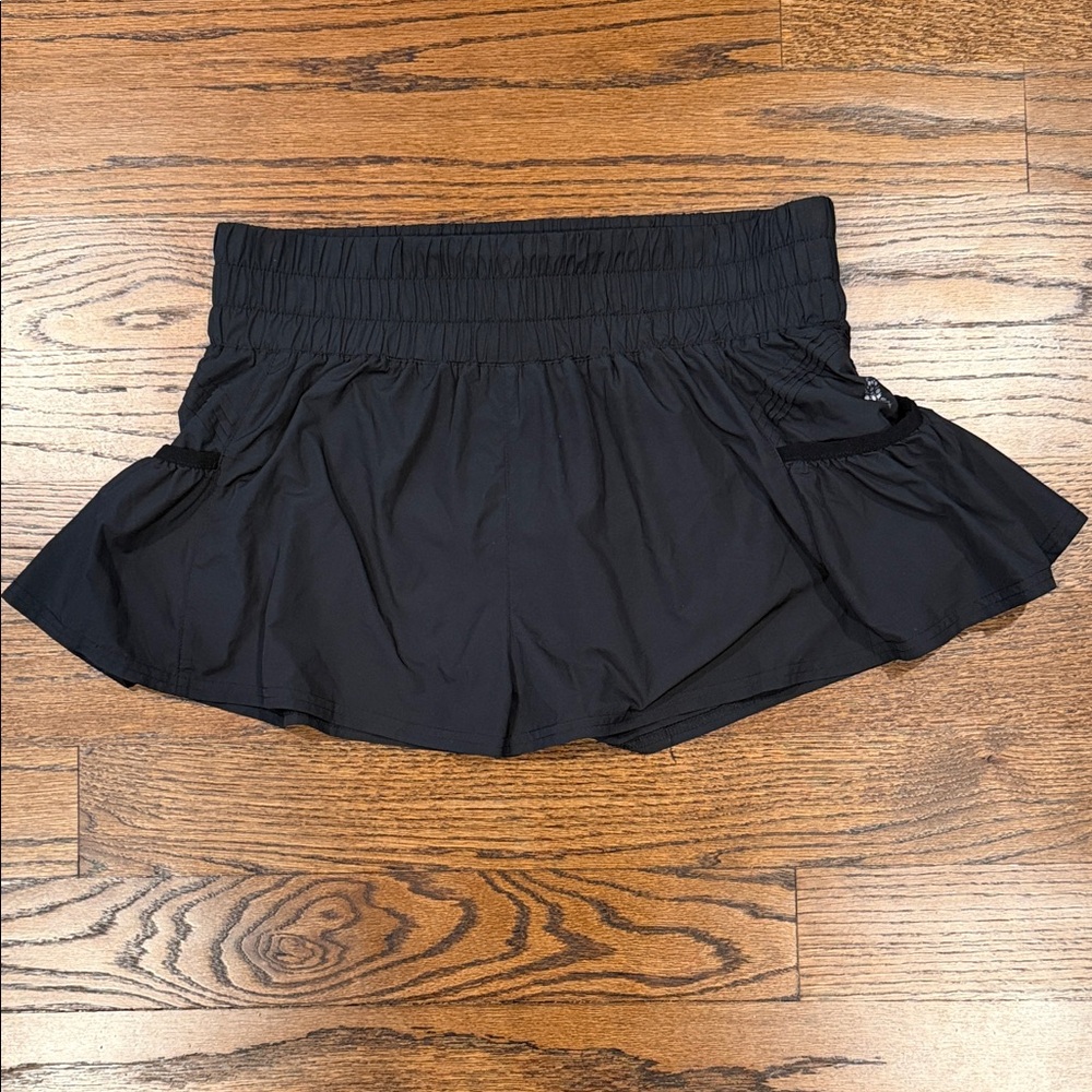 Free People Movement- Shorth Shorts with pockets- Women's Sz M